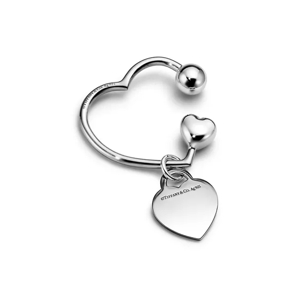 Llavero Screwball con insignia de corazón en plata de ley