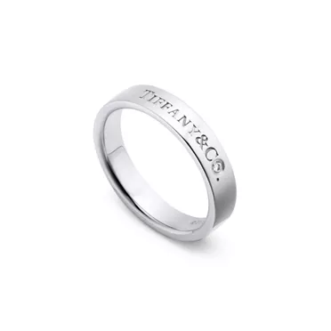 T&CO.&reg;:Band Ring in Platinum with a Diamond, 3