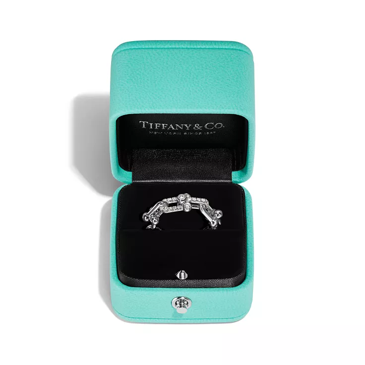 Tiffany HardWear:Small Link Ring in White Gold with Diamonds, 5