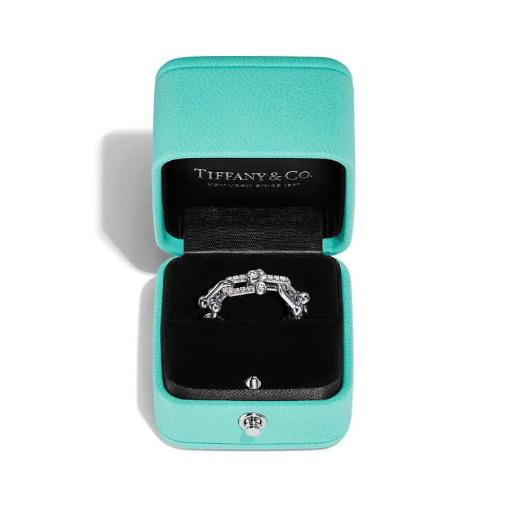 Tiffany HardWear:Bague à maillons taille Small en or blanc 18 carats et diamants numéro dimage {1}