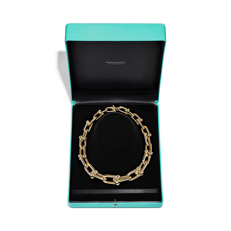 Tiffany HardWear:Bold Graduated Link Necklace in Yellow Gold image number 5