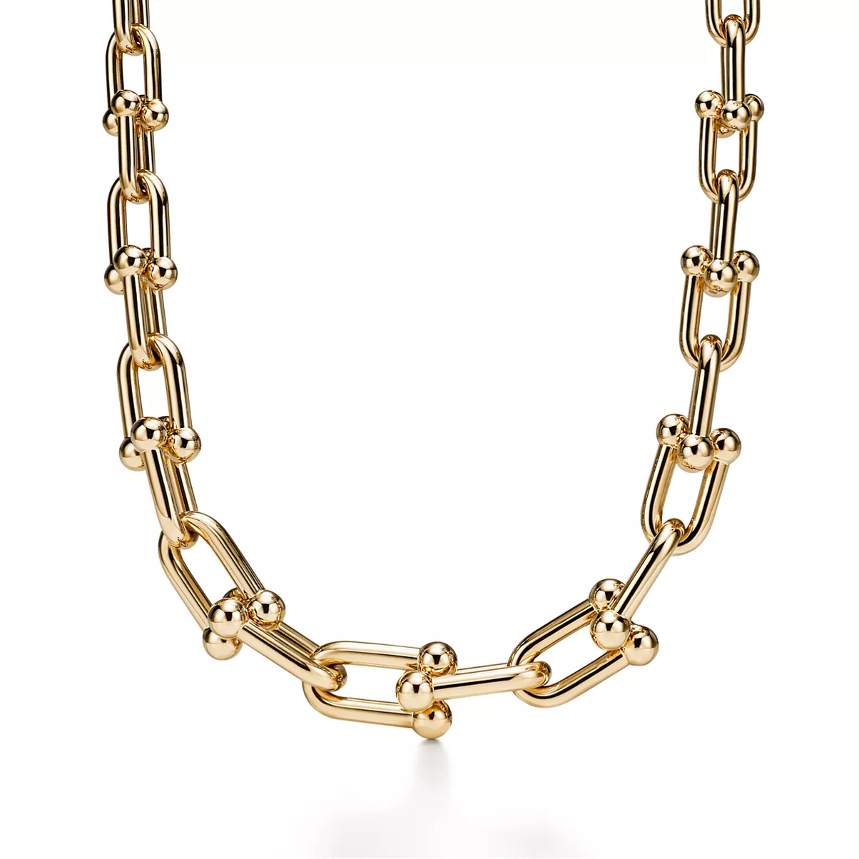 Bold Graduated Link Necklace in Yellow Gold