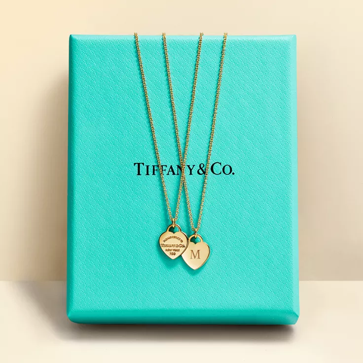 Return to Tiffany®:Mini Heart Tag Pendant in Yellow Gold, 9