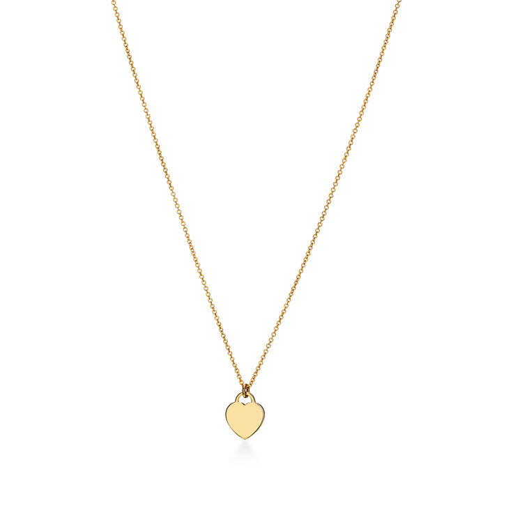 Return to Tiffany™:Mini Heart Tag Pendant in Yellow Gold image number 4