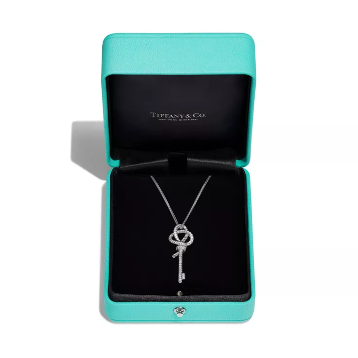Tiffany Knot:Medium Key Pendant in Platinum with Diamonds, 5