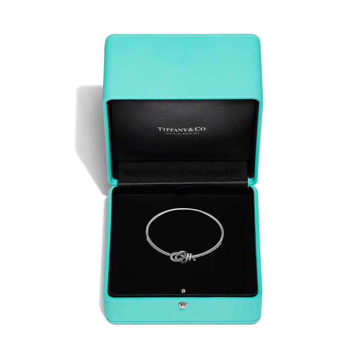 Tiffany Knot:Hinged Bracelet in Platinum with Diamonds image number 5