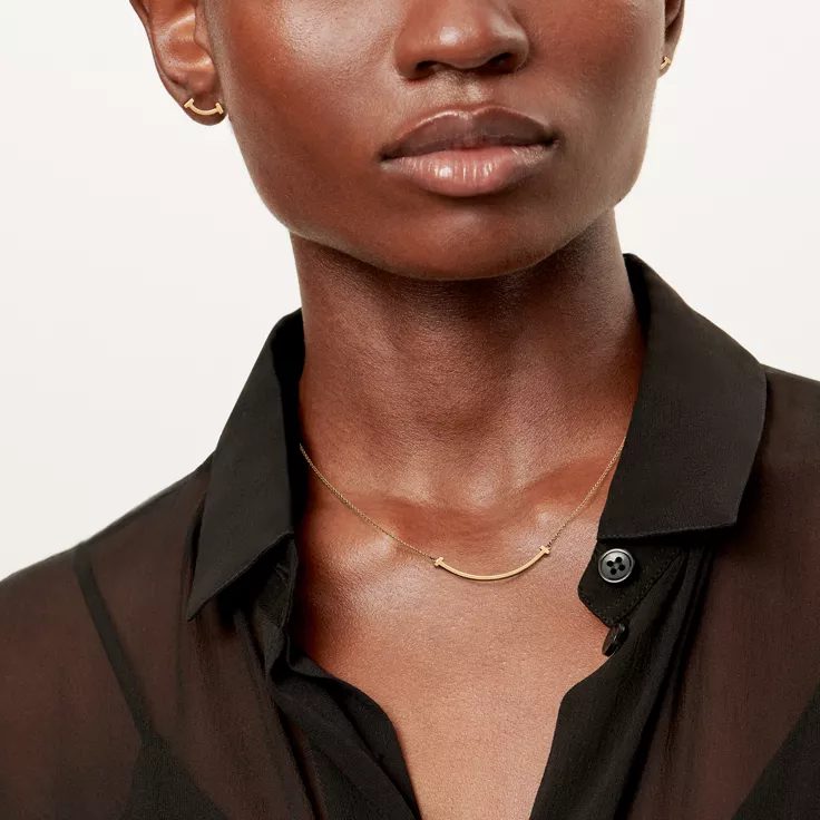 Tiffany T:Smile Pendant and Earrings Set, Limited Edition in Yellow Gold, 1