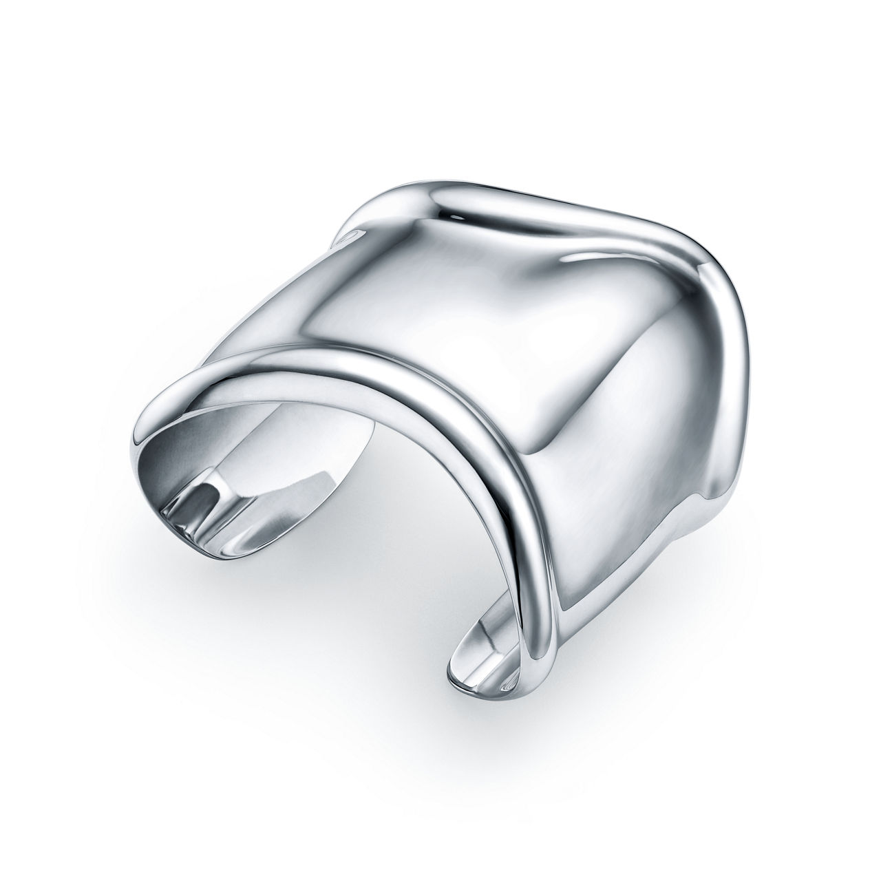Elsa Peretti®:Medium Bone Cuff in Sterling Silver image number 3