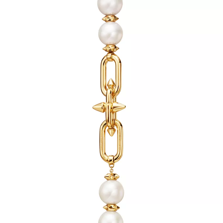 Tiffany Titan by Pharrell Williams:Pearl Bracelet in Yellow Gold with Diamonds, 5
