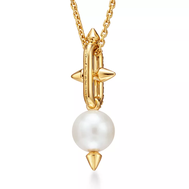 Tiffany Titan by Pharrell Williams:Pearl Pendant in Yellow Gold with Diamonds, 5