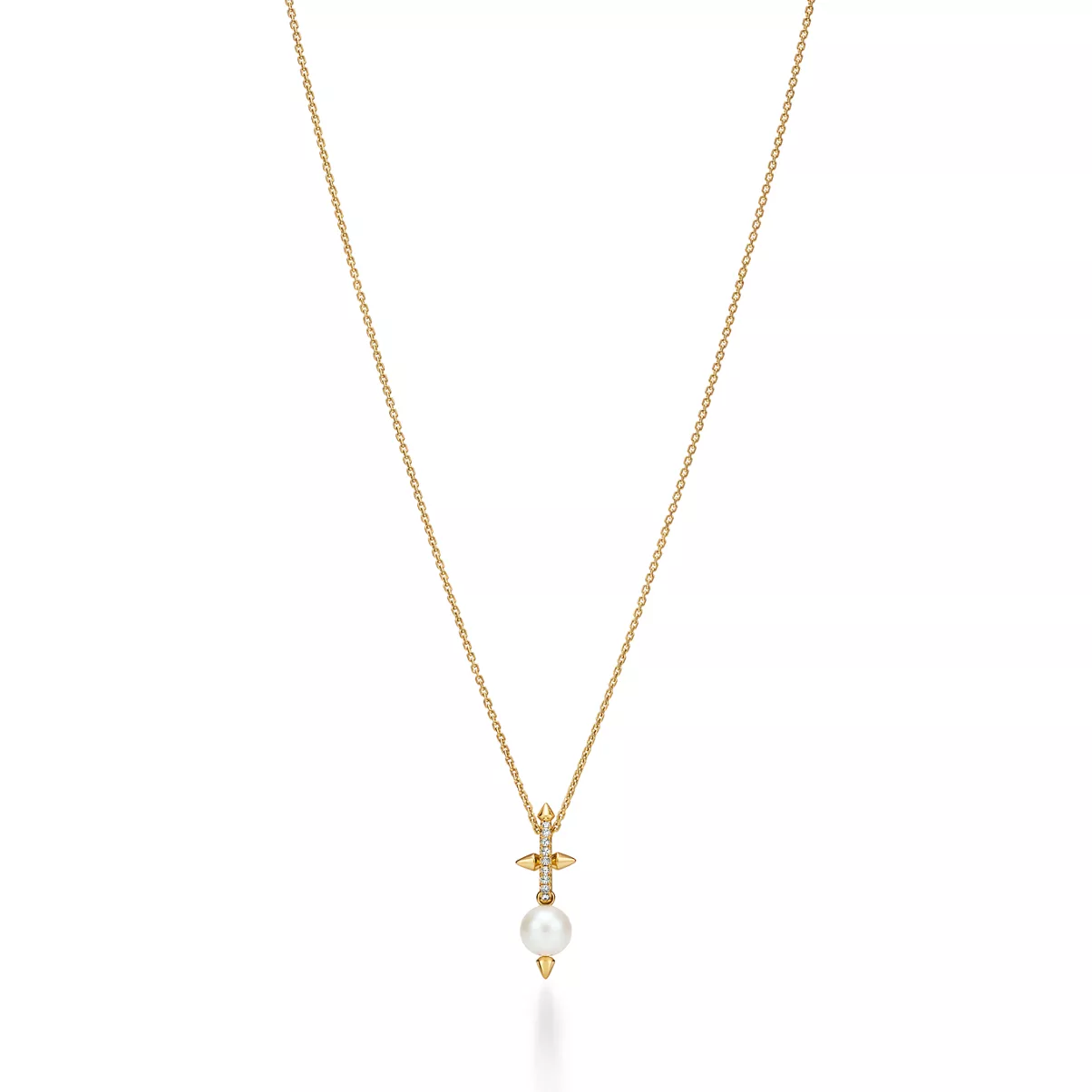 Pearl Pendant in Yellow Gold with Diamonds