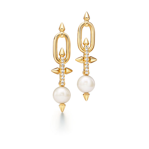 Tiffany Titan by Pharrell Williams:Pearl Earrings in Yellow Gold with Diamonds