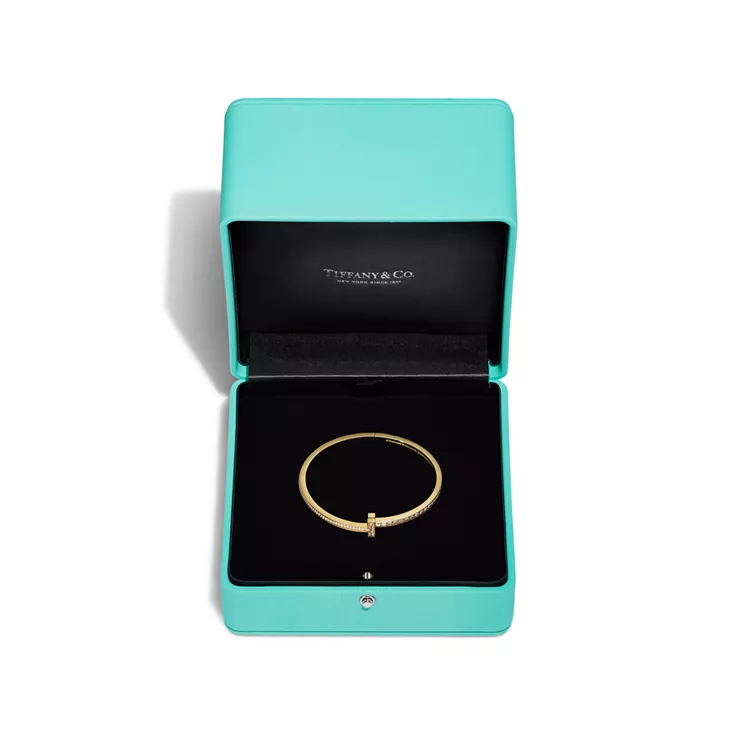 Tiffany T:T1 Narrow Pav&eacute; Diamond Hinged Bangle in Yellow Gold, 6