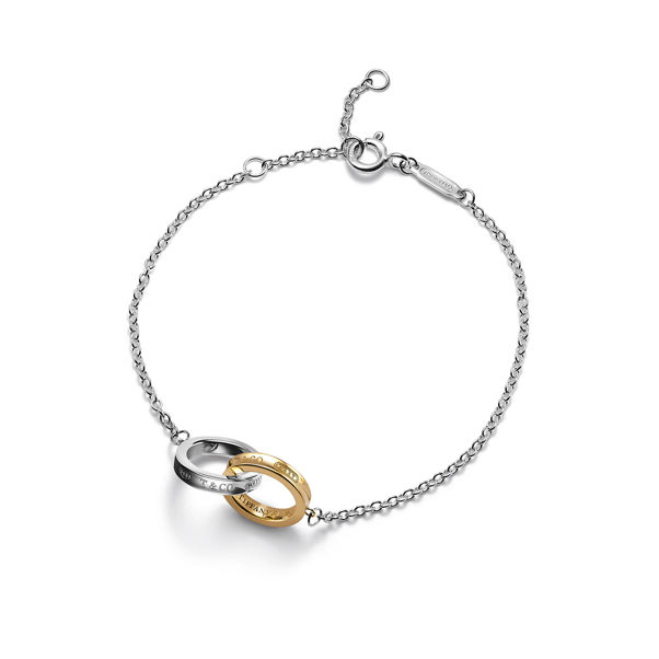 Tiffany 1837™:Gliederarmband aus verschlungenen Ringen in Sterlingsilber und Gelbgold