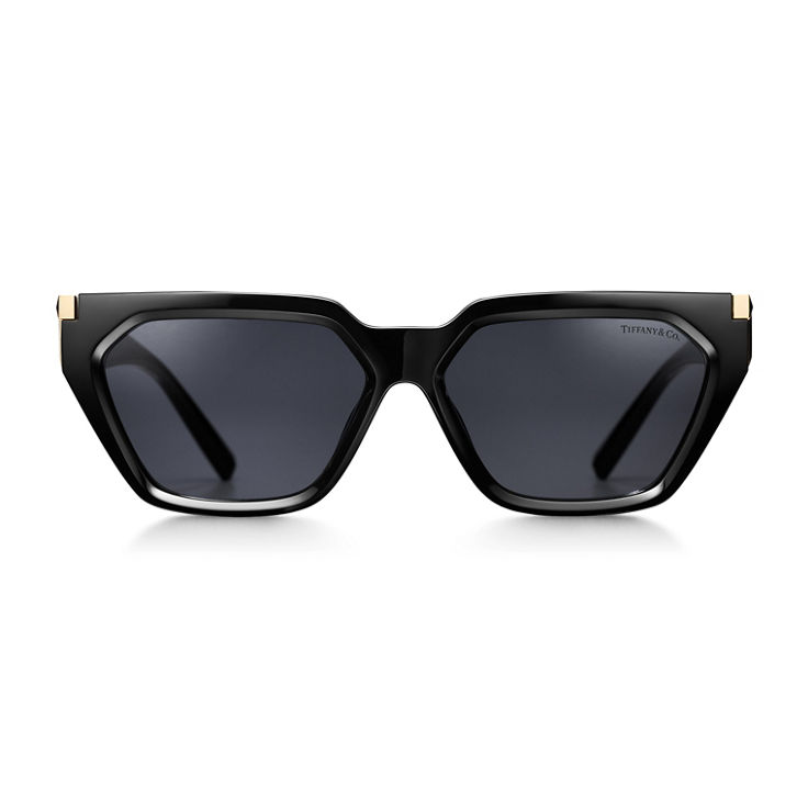 Tiffany T:Sunglasses in Black Acetate with Grey Gradient Lenses image number 2