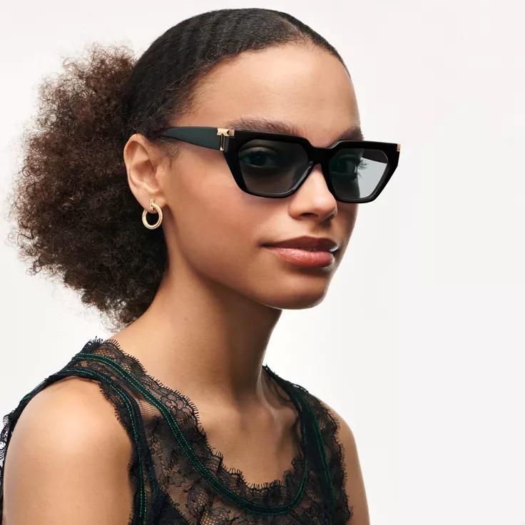 Tiffany T:Sunglasses in Black Acetate with Gray Gradient Lenses, 1