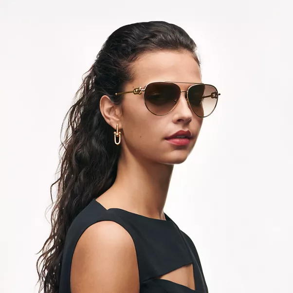 Sunglasses in Pale Gold-colored Metal with Brown Lenses