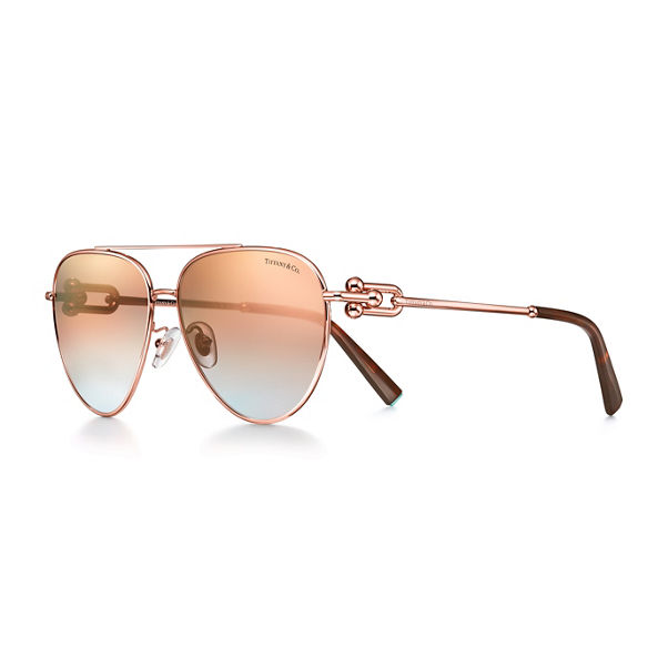 Tiffany HardWear:Sonnenbrille aus roségoldfarbenem Metall mit rosa Gläsern