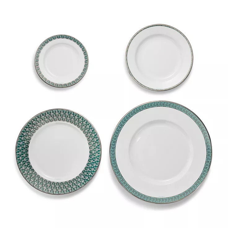 Tiffany T:True Charger with a Hand-painted Platinum Rim, 2