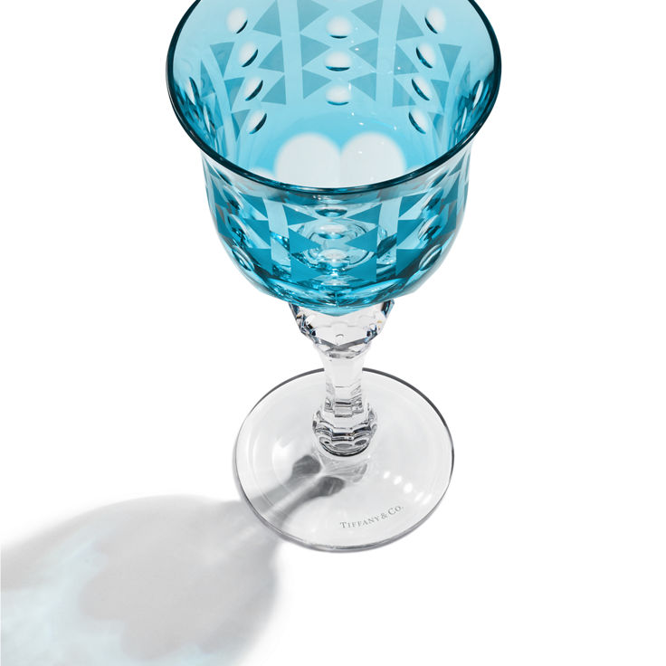 Tiffany Berries:White Wine Glass in Tiffany Blue® Lead Crystal image number 1