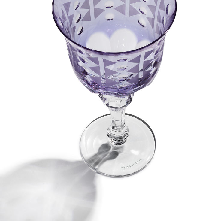 Tiffany Berries:Red Wine Glass in Amethyst Purple Lead Crystal image number 1