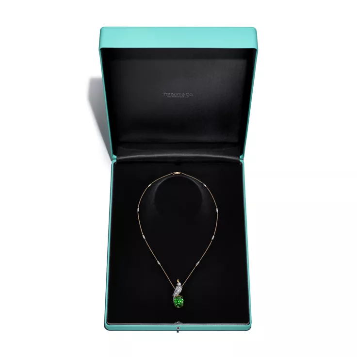 Jean Schlumberger by Tiffany:Bird on a Rock Pendant in Yellow Gold and Platinum, 5