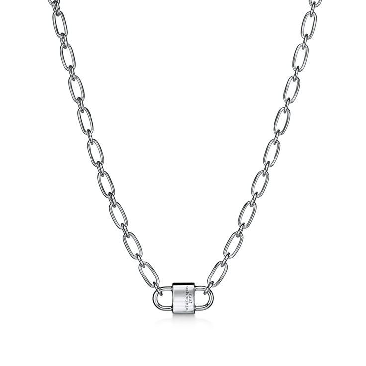 Tiffany 1837™:Small Double Lock Necklace in Sterling Silver image number 4