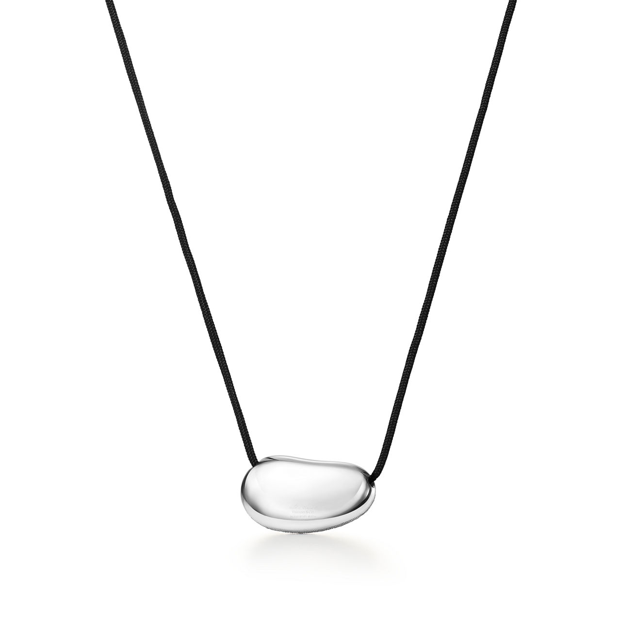 Elsa Peretti®:Bean® design Necklace in Platinum with Pavé Diamonds image number 2
