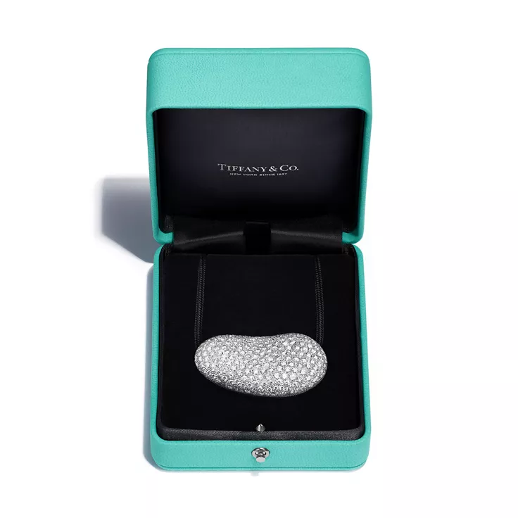 Elsa Peretti®:Bean® design Necklace in Platinum with Pavé Diamonds, 4
