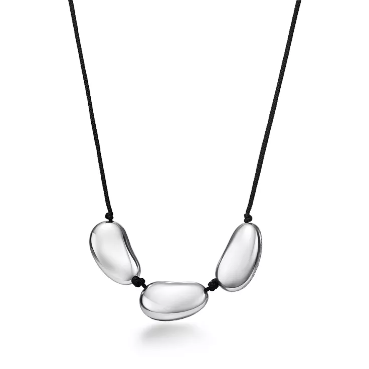 Elsa Peretti®:Bean® design Necklace in Platinum with Diamonds, 1