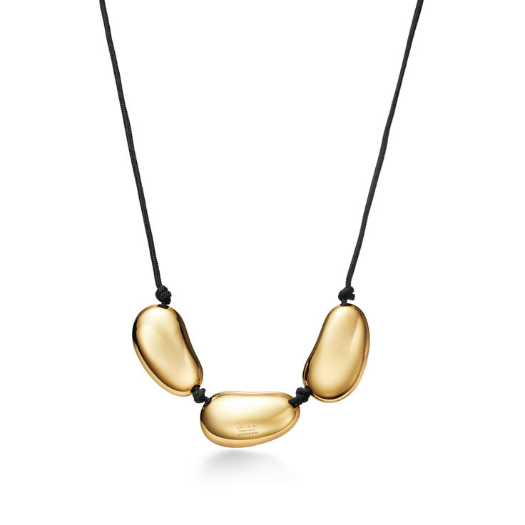 Elsa Peretti®:Bean® design Necklace Necklace in Yellow Gold with Diamonds image number 1