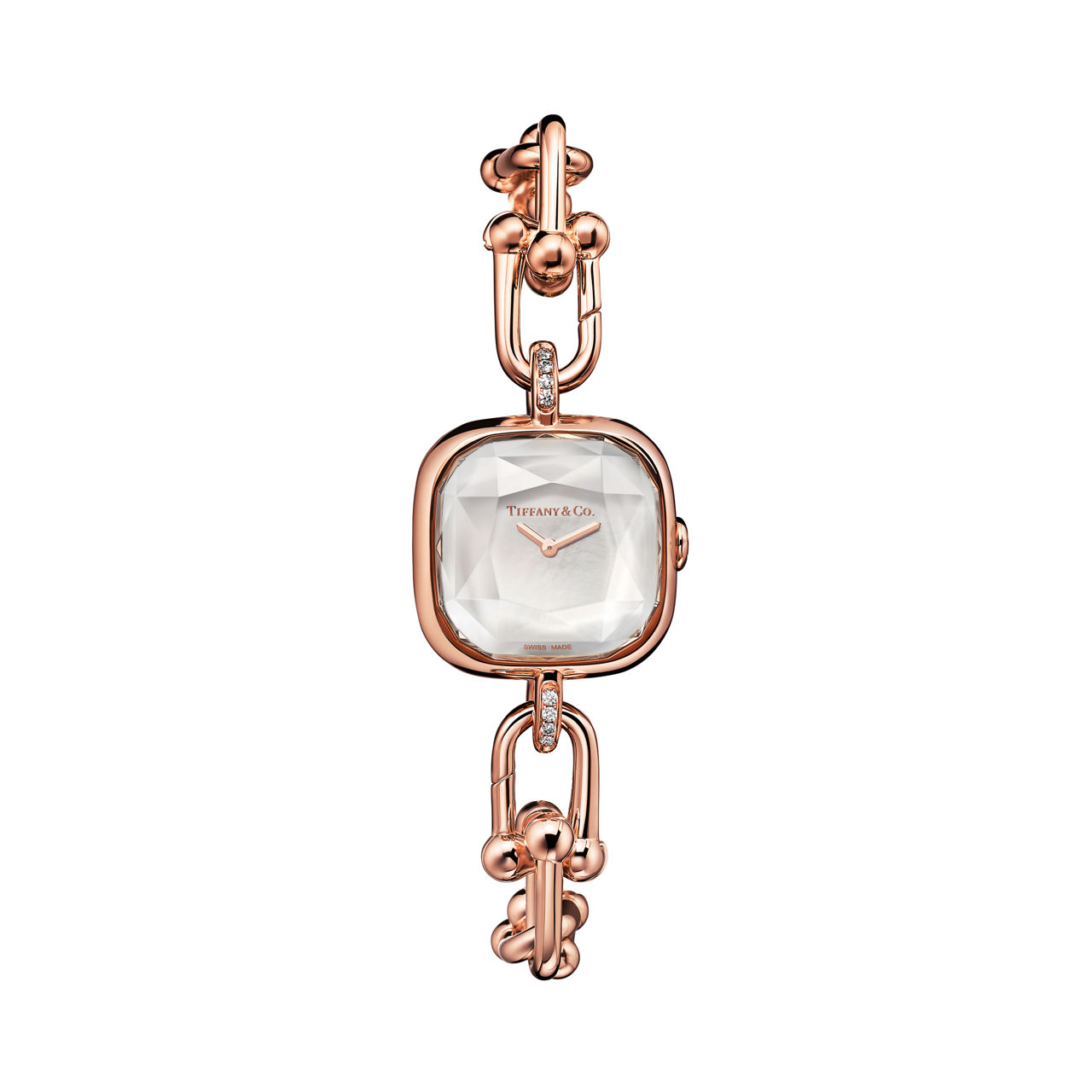 Reloj en oro rosa con diamantes en pavé y nácar blanco