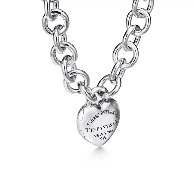 Return to Tiffany®:Full Heart Toggle Necklace in Sterling Silver, 8