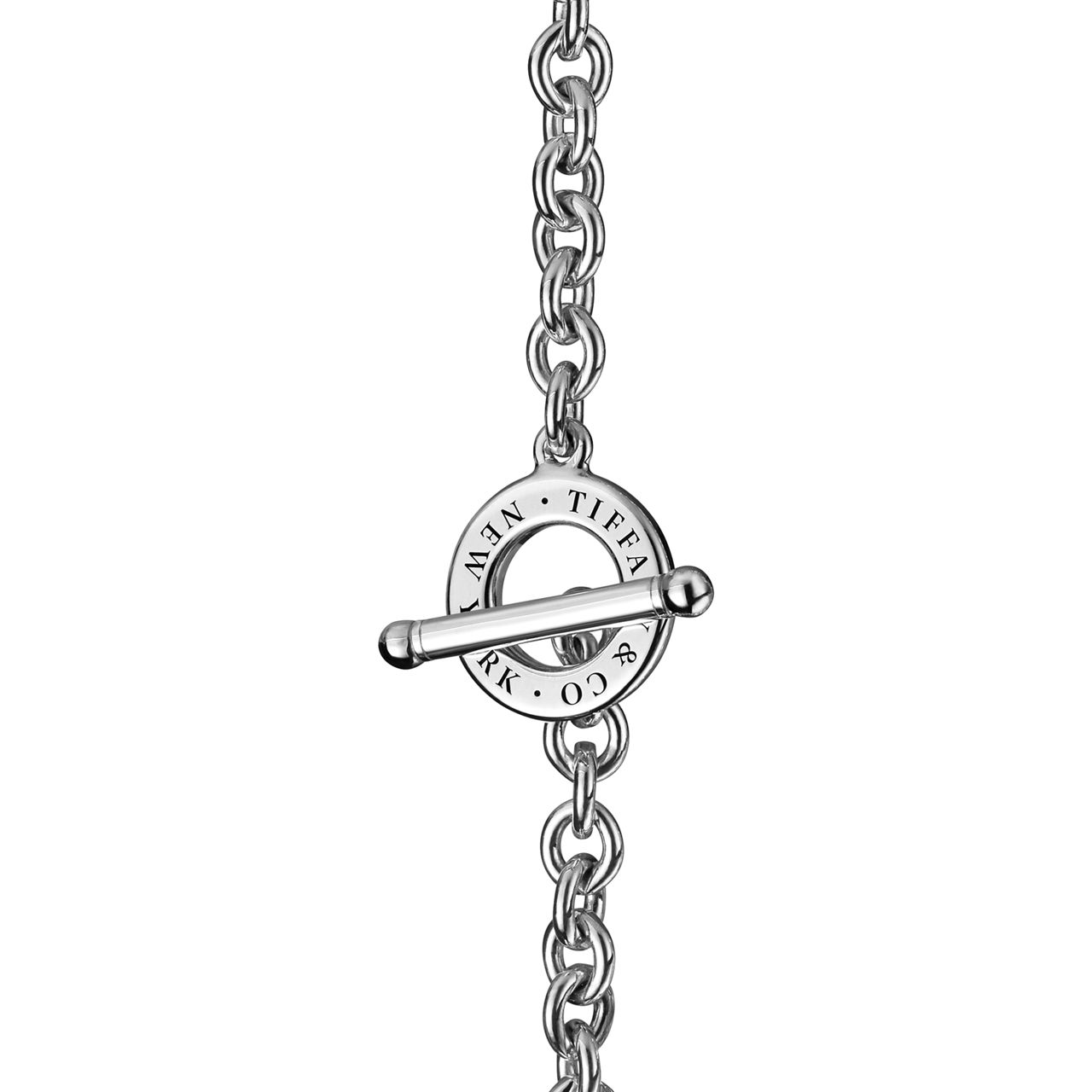 Return to Tiffany®:Full Heart Toggle Bracelet in Sterling Silver image number 3