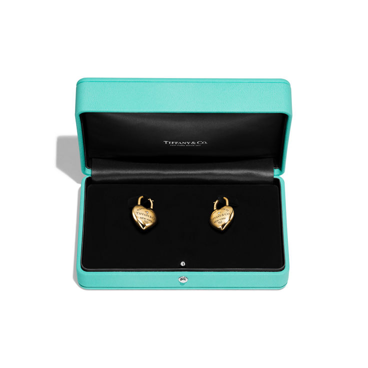 Return to Tiffany™:Full Heart Earrings in Yellow Gold with Diamonds image number 4