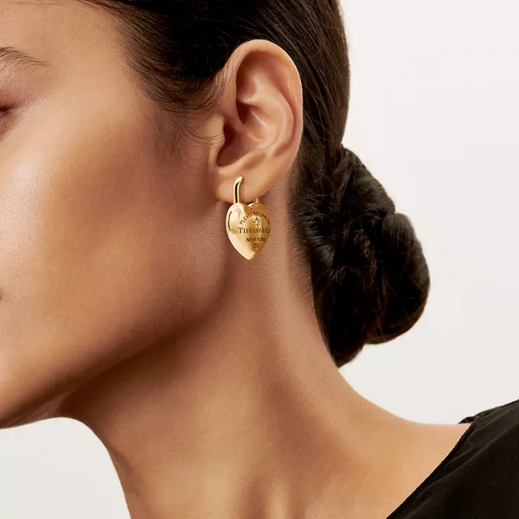 Return to Tiffany&trade;:Full Heart Earrings in Yellow Gold with Diamonds, 1