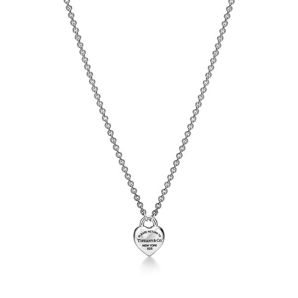 Return to Tiffany™:Full Heart Pendant in Sterling Silver