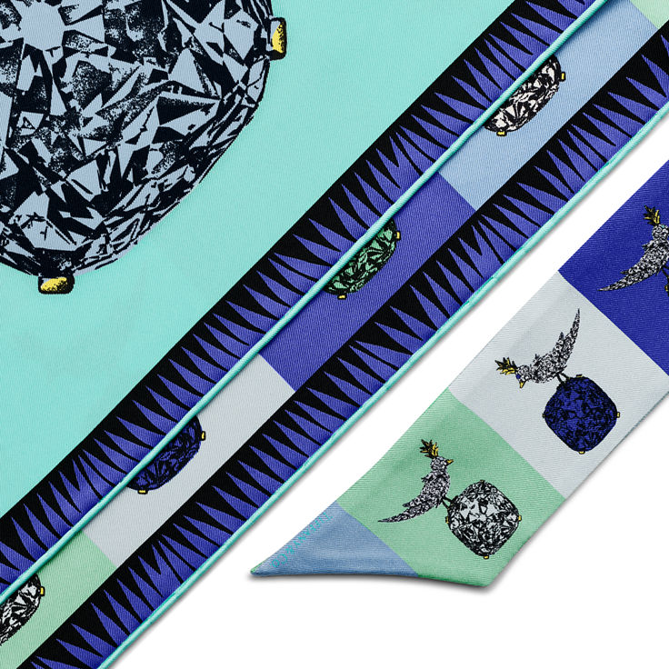 Jean Schlumberger by Tiffany & Co.™:Bird on a Rock Square Scarf in Infinity Blue Silk image number 2