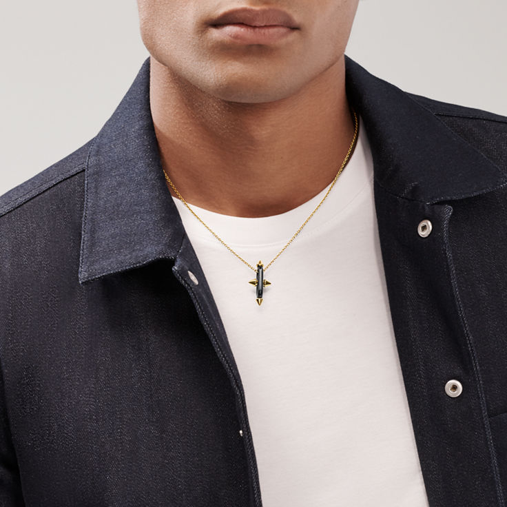 Tiffany Titan by Pharrell Williams:Pendant in Titanium and Yellow Gold image number 5