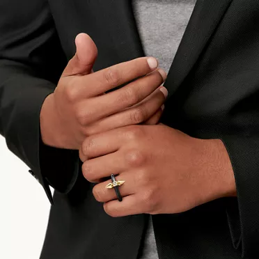 Tiffany Titan by Pharrell Williams:Ring in Titanium and Gold with a Diamond, 2