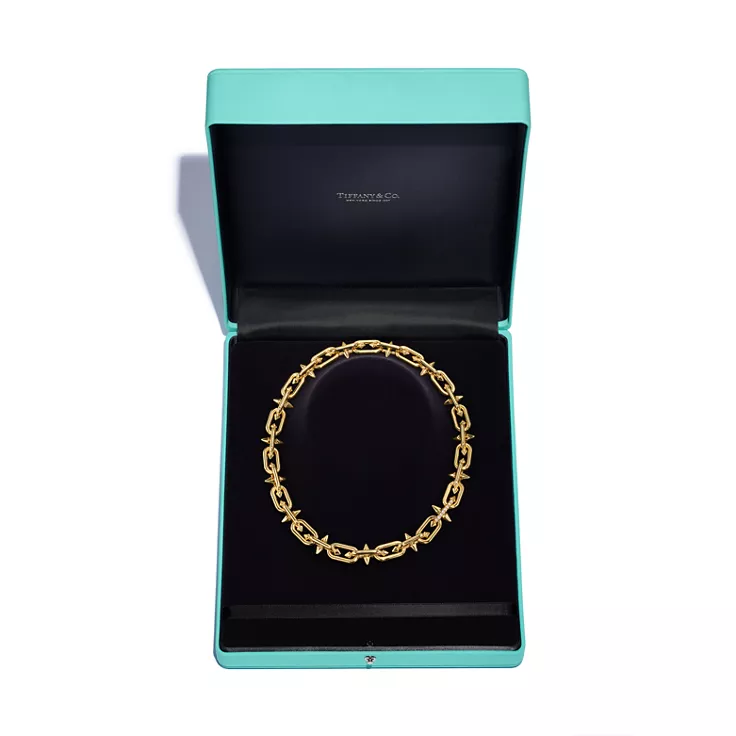 Tiffany Titan by Pharrell Williams:Clasp Necklace in Gold with Diamonds, 14