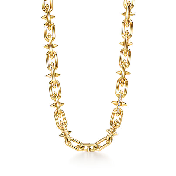 Tiffany Titan by Pharrell Williams:Clasp Necklace in Gold with Diamonds