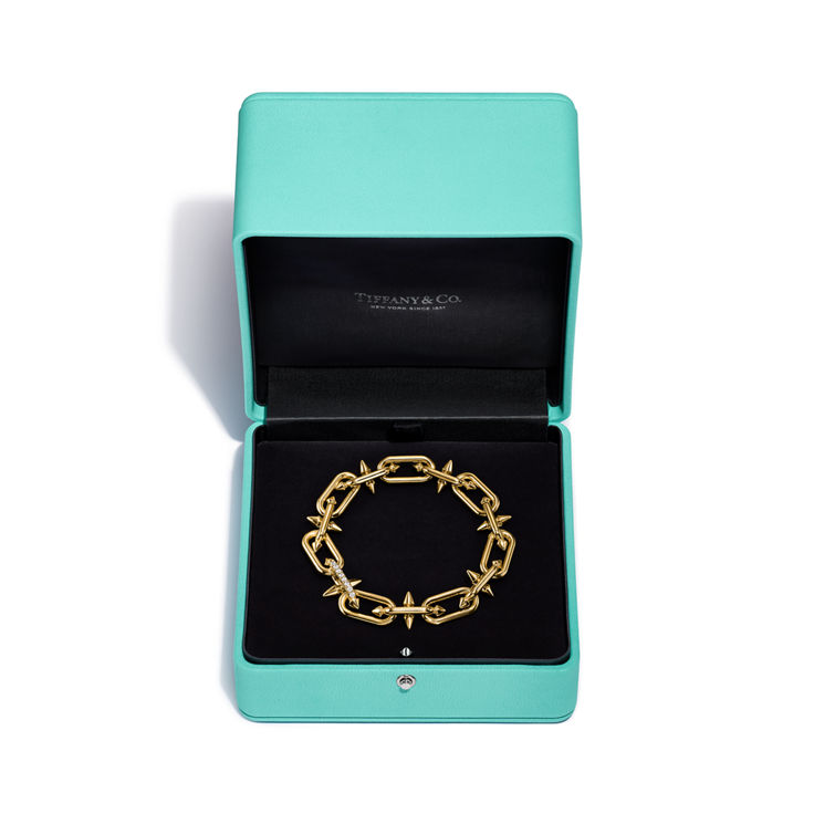 Tiffany Titan by Pharrell Williams:Schnappverschluss-Armband in Gold mit Diamanten Bildnummer 8