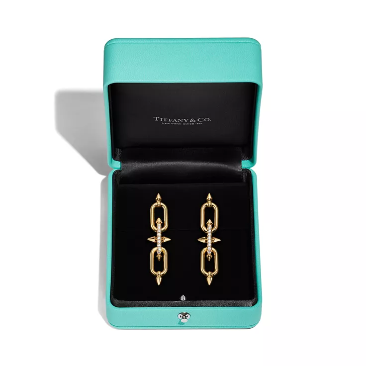 Tiffany Titan by Pharrell Williams:Earrings in Yellow Gold with Diamonds, 4