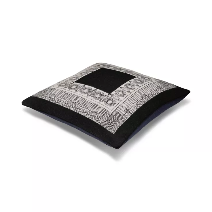 Tiffany Facets:Cushion in Onyx and Sapphire Wool, 1