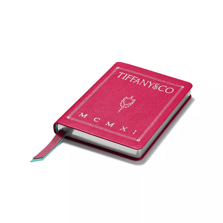 Personal Essentials:Notebook in Cerise Leather, 4