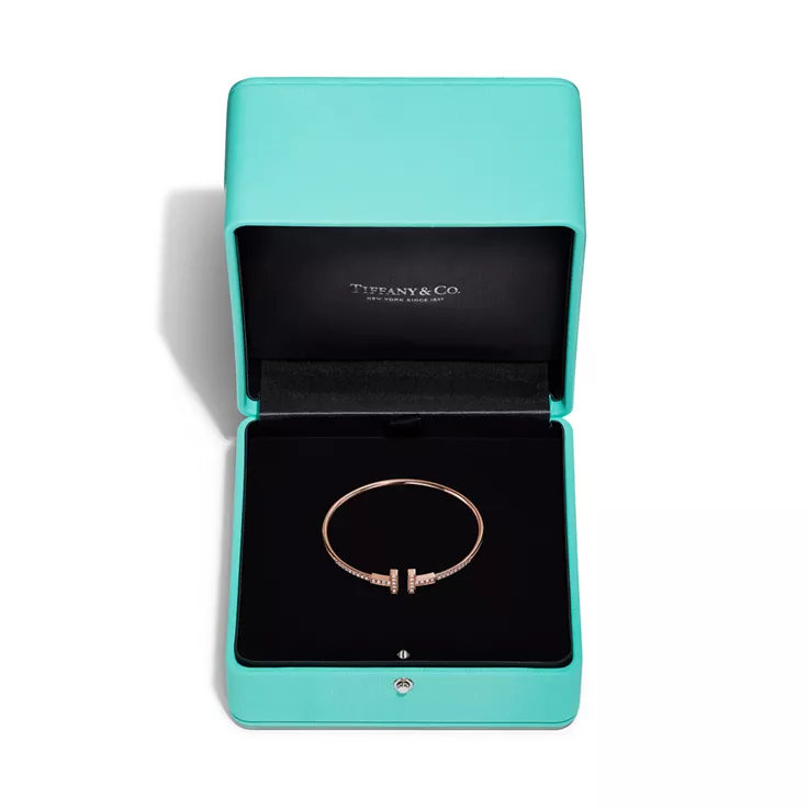 Tiffany T:Pavé Diamond Wire Bangle in Rose Gold, 4