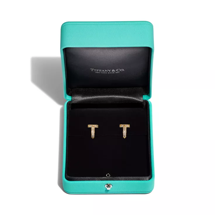 Tiffany T:T1 Half Pavé Diamond Huggie Earrings in Yellow Gold, 5