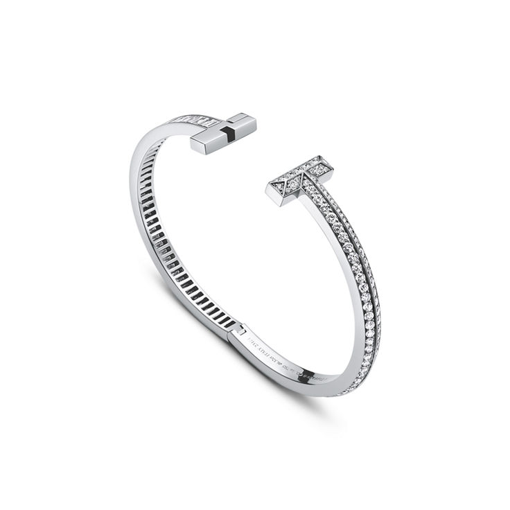 Tiffany T:T1 Bangle in White Gold with Baguette and Pavé Diamonds image number 5