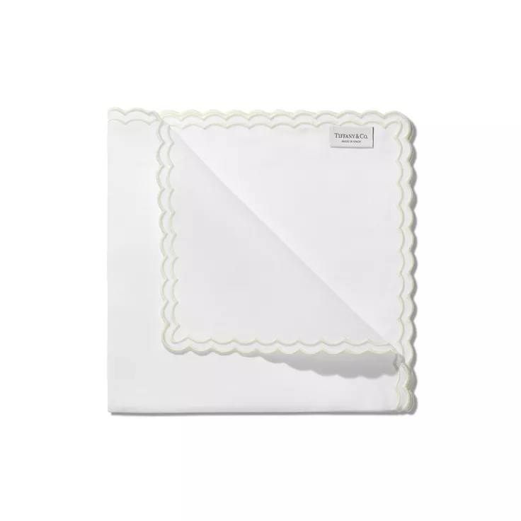 Tiffany Home Essentials:Scalloped Napkins in White Linen, Set of Four, 1